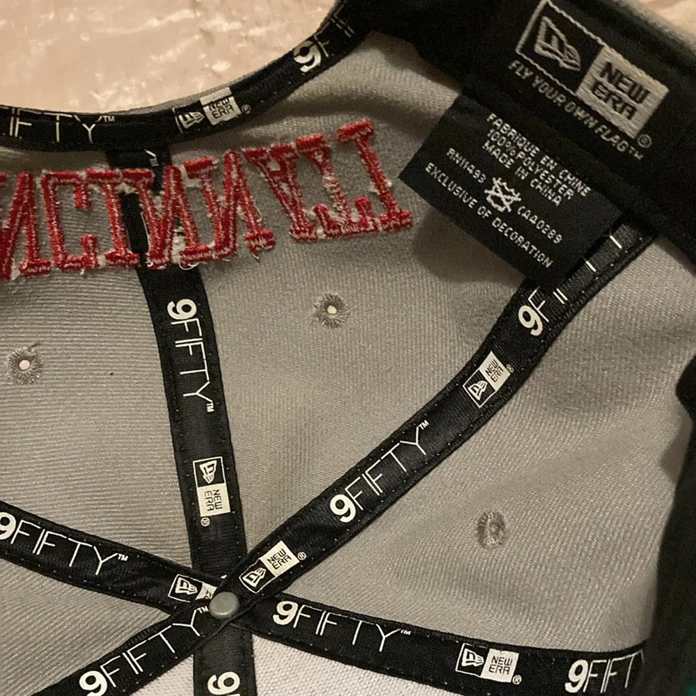 New Era excellent gray